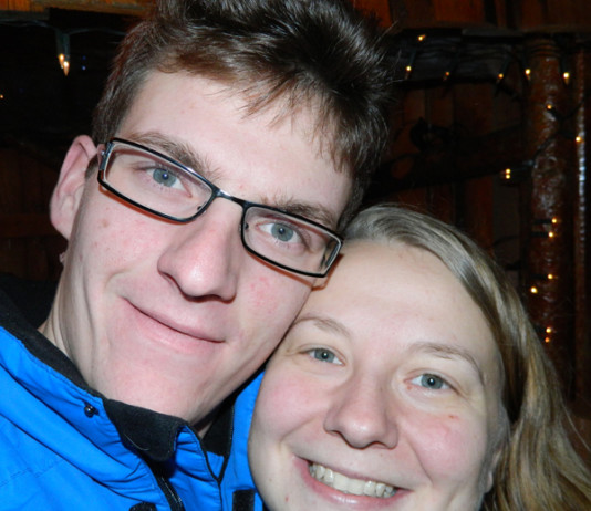 Klemen & Kristina ~ Spoznala sva se na ona-on.com