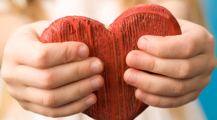 Vseslovenska raziskava o spoznavanju, osvajanju in zmenkih največjega spoznavnega portala ona-on.com