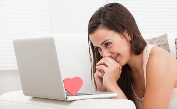 Zakaj bi šla po partnerja na splet?