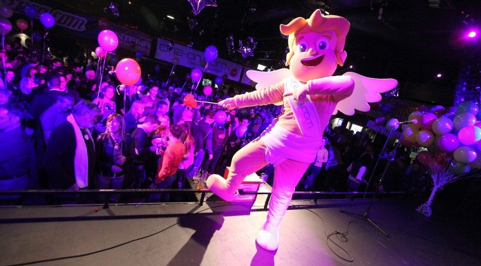 VIDEO: Največji Zmenek na Slepo skozi čas