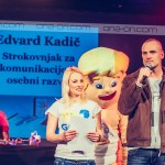 najvecji-zmenek-na-slepo-v-sloveniji-7-ona-on-spoznaj-zasebni-stiki-resna-zveza