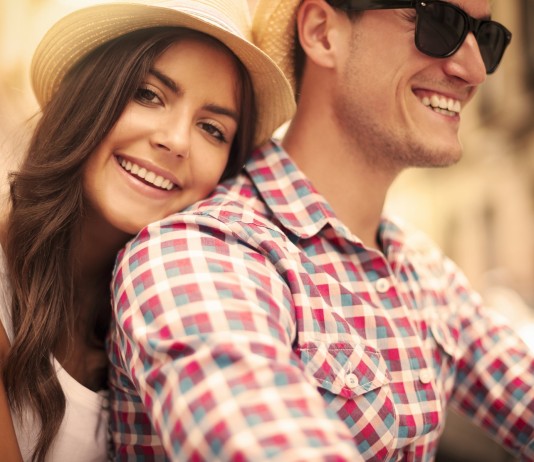 Spoznala sva se na ona-on.com, sledil je prvi zmenek