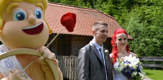 VIDEO: Sanjska ona-on.com poroka 2016 ~ Romana & Marko