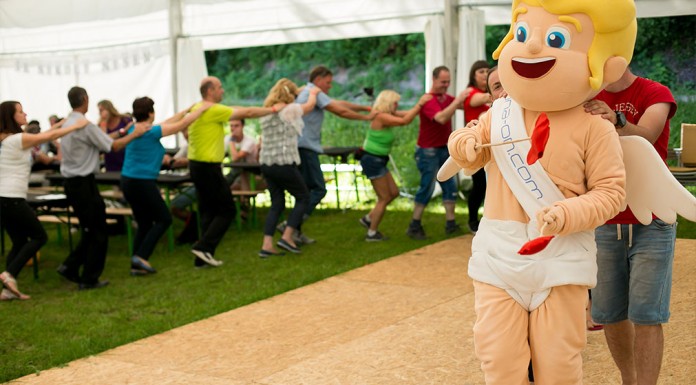 FOTO in VIDEO: Največji spoznavni piknik skozi čas