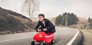 12 znakov, da je vaš izbranec nezrel (moški-otrok)