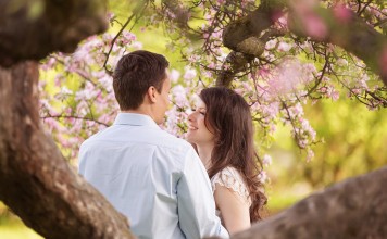 VIDEO ~ Sara & Žiga: Midva imava z ona-on.com lepe izkušnje – priporočava!