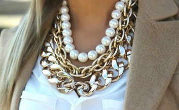 16 kosov, ki bi jih vsaka ženska morala imeti v svoji omari