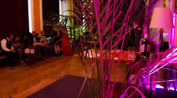 FOTO: V Cafe Fatal so se tkala nova prijateljstva