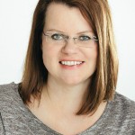 ona-on-zasebni-stiki-ucenje-za-zivljenje-melita-kuhar