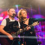 najvecji-spoznavni-zur-ona-on-zmenki-resne-zveze-zasebni-stiki (30)