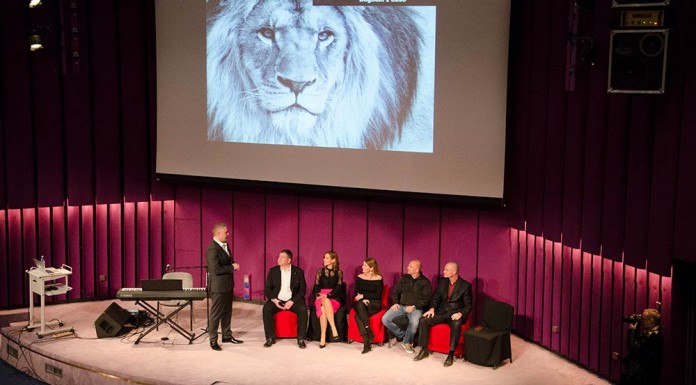 VIDEO: Edvard Kadič na dogodku Samozavest je seksi razkril “sveto trojico” samozavesti