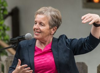 Milena Miklavčič: Včasih so seksali tudi po trikrat na dan