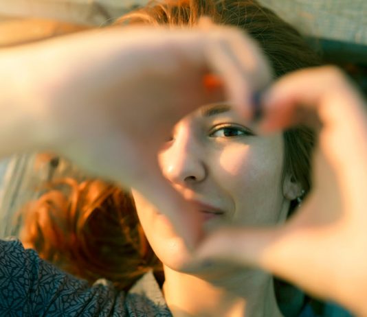 3 jasni znaki, da te hoče spoznati