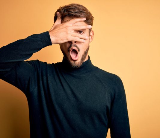 4 znaki nesamozavesti, ki se jim MORAŠ izogniti