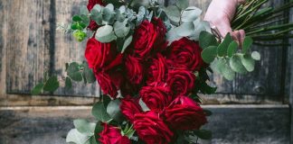 Praznik zaljubljencev poln adrenalina in svežih rož