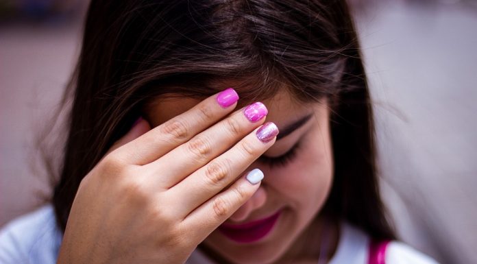 Pet nasvetov za introvertirane zmenki za introvertirane