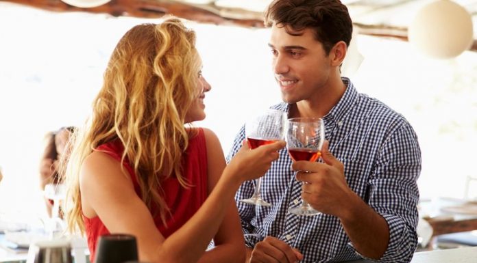 Prvi zmenek – Kaj obleči?