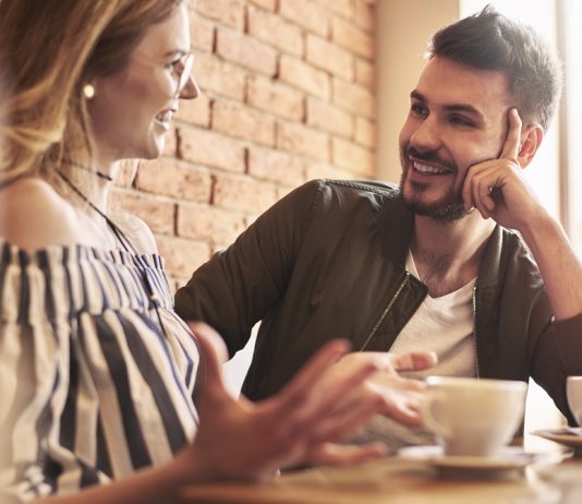 Kje iskati simpatijo za zmenek in resno zvezo?