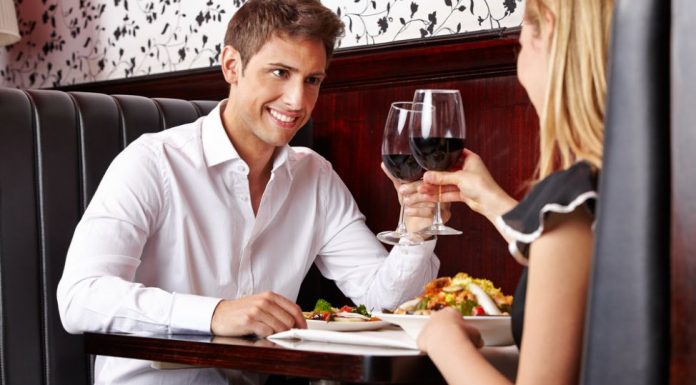 Izogni se stresu na prvem zmenku!