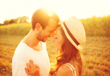 Moja zgodba: Odziv iz vljudnosti pripeljal do spoznavanja v živo