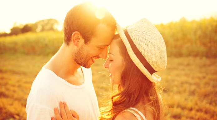 Moja zgodba: Odziv iz vljudnosti pripeljal do spoznavanja v živo