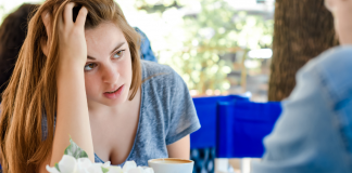 VIDEO: Bila sva na več zmenkih, kako naj ga zdaj zavrnem?