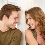 ona-on-flirt-simpatija