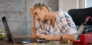 Utrujenost od iskanja – kako si znova povrniti veselje do spoznavanja