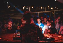 Samski in glasba – ko melodija poveže srca