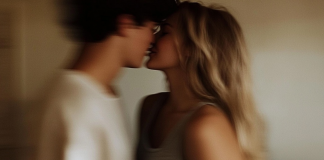 Ljubezen v številkah: 2.200 novih parov je dokaz, da spletni zmenki na ona-on.com res delujejo!