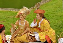 Skrivnosti zapeljevanja: kako so osvajali nekoč in kako danes